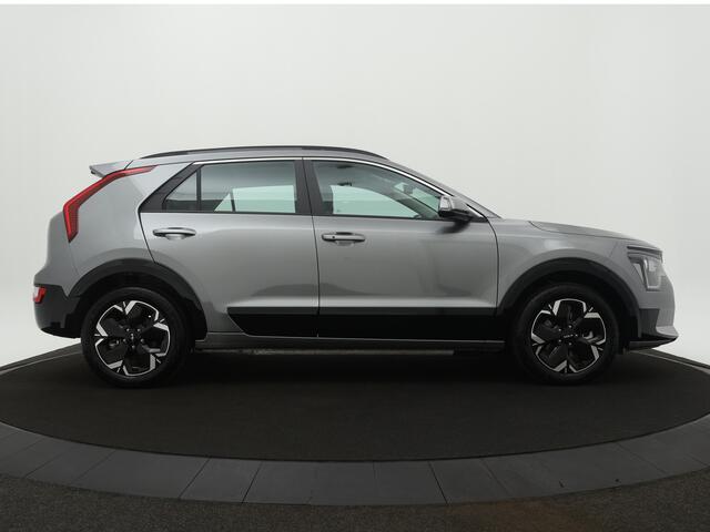 KIA e-Niro EV DynamicLine 64.8 kWh - Navigatie - Parkeersensoren voor en achter - Adaptieve cruise control - Fabrieksgarantie tot 05-04-2031