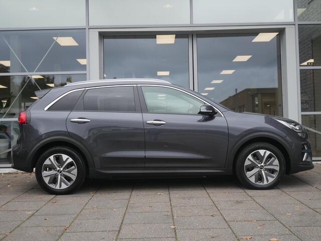 KIA e-Niro ExecutiveLine 64 kWh | 3Fase | Cruise | Clima | Carplay | Navi | Stoelverwarming-ventilatie |