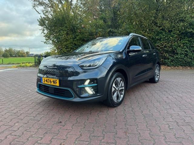 KIA e-Niro EXECUTIVELINE 64KWH 3 FASEN/ACARPLAY/LEER/LED/CAM/FABRIEKSGARANTIE