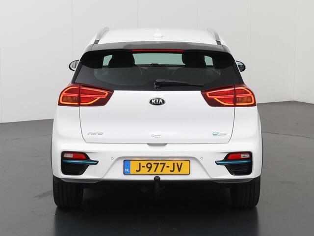 KIA e-Niro DynamicLine 64 kWh | Trekhaak | Adaptieve Cruise Control | Navigatie | Parkeercamera | Climate Control |