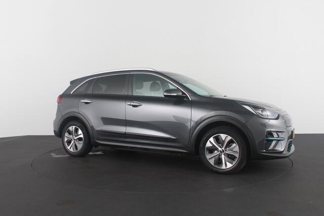 KIA e-Niro ExecutiveLine 64 kWh Leer/3-fase/schuifdak/JBL Audio