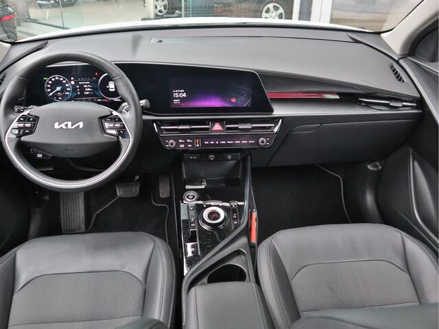 KIA e-Niro EV Edition 64.8 kWh | Navigatie | Camera | Stoel+StuurVerwarming | Cruise Control Adaptief | Tot 10Jr. Kia-Garantie |