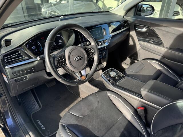 KIA e-Niro ExecutiveLine 64 kWh*Fase 3*LED*ACC*EXPORTPRIJS*