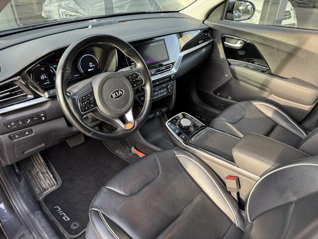 KIA e-Niro ExecutiveLine 64 kWh*Fase 3*LED*ACC*EXPORTPRIJS*