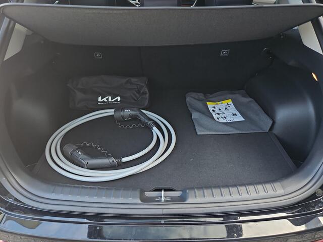 KIA e-Niro EV Edition Advanced 64.8 kWh | Prijs incl. vooraftrek 2000.- inruilpremie | Automaat | Stoel & Stuurverwarming | Navi | Camera | Cruise | Sensoren |