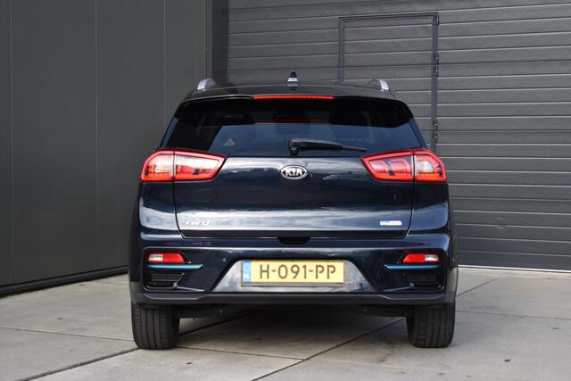 KIA e-Niro ExecutiveLine 64 kWh | CAMERA | STUUR/STOELVERWARMING | LEDER | NAVI | JBL | ADAPT. CRUISE CONTROL | CLIMATE CONTROL | PDC | LMV