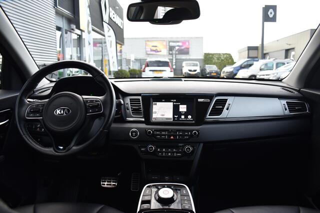 KIA e-Niro ExecutiveLine 64 kWh | CAMERA | STUUR/STOELVERWARMING | LEDER | NAVI | JBL | ADAPT. CRUISE CONTROL | CLIMATE CONTROL | PDC | LMV