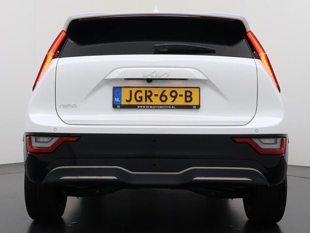 KIA e-Niro EV E-Niro Business 64kWh | BETREFT NIEUWE AUTO | VOLLEDIGE KIA GARANTIE VAN TOEPASSING| CAMERA| STOEL/ STUURVERWARMING| ADAP. CRUISE