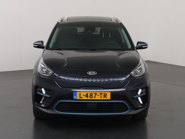KIA e-Niro DynamicPlusLine 64 kWh | SOH 97% | Panoramadak | Stoel/Stuurwielverwarming | JBL | Adaptieve Cruise Control | Keyless Go | LED Koplampen |