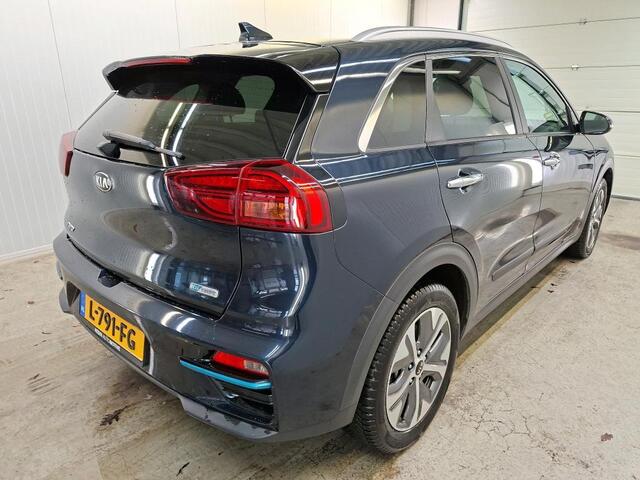 KIA e-Niro Aut. DynamicPlusLine 64kWh 3-Phase | Panorama | Navi | Camera |