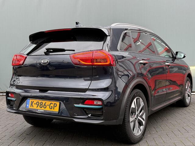 KIA e-Niro BWJ 2020 ExecutiveLine 64 kWh 204 PK AUTOMAAT VOL| LEDER | MEMORY STOEL | STOEL + STUUR VERW. STOEL VENT. | LED | DAB+ | NAVI | CLIMA | CARPLAY & ANDROID | LMV | PDC