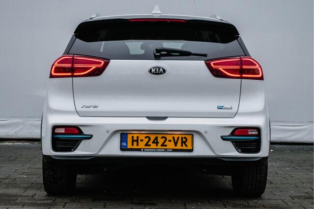 KIA e-Niro ExecutiveLine 64 kWh Stoel-stuurverwarming/ Leer/ Camera/ Navigatie/ Jbl/ Carplay/ Full led/ Adapt. cruise