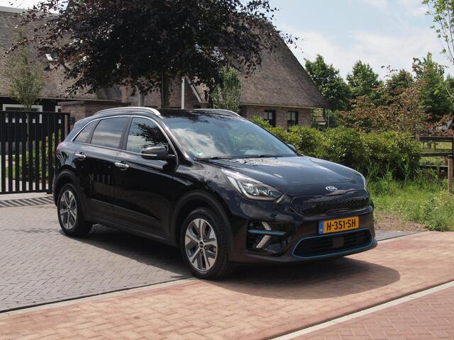 KIA e-Niro ExecutiveLine 64 kWh | Camera | Apple Carplay | Cruise Control | JBL | Leer |