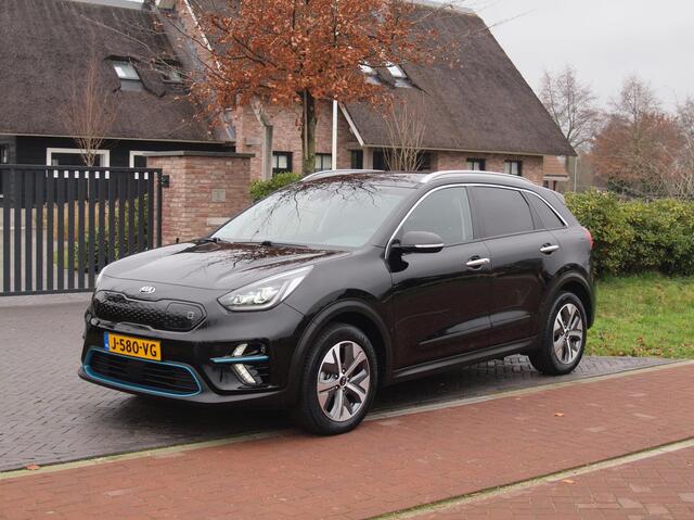 KIA e-Niro ExecutiveLine 64 kWh Facelift | 3 fase lader | Camera | Apple Carplay | JBL |