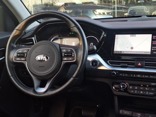 KIA e-Niro DynamicPlusLine 64 kWh | Trekhaak | Schuifdak | LED | Navi | Adaptive CC | occasion