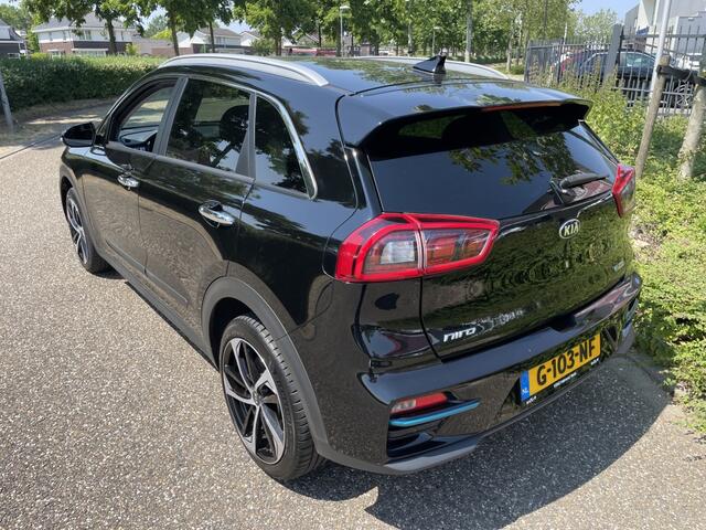 KIA e-Niro ExecutiveLine 64kWh 204PK - LUXE UITVOERING!