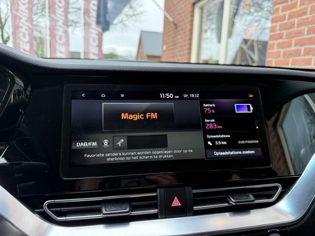 KIA e-Niro DynamicLine 64 kWh CAMERA / STOEL&STUUR VERW. / ADDAPT.CRUISE /