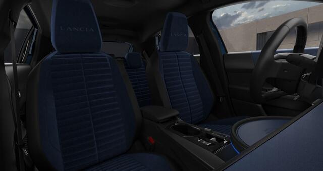 Lancia YPSILON Edizione Cassina Limitata 51 kWh 156PK | Stoelverwarming | Adaptive cruise | Camera | Direct Leverbaar