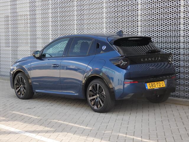 Lancia YPSILON Edizione Cassina Limitata 51 kWh Navigatie | Stoelverwarming | Camera v + a |