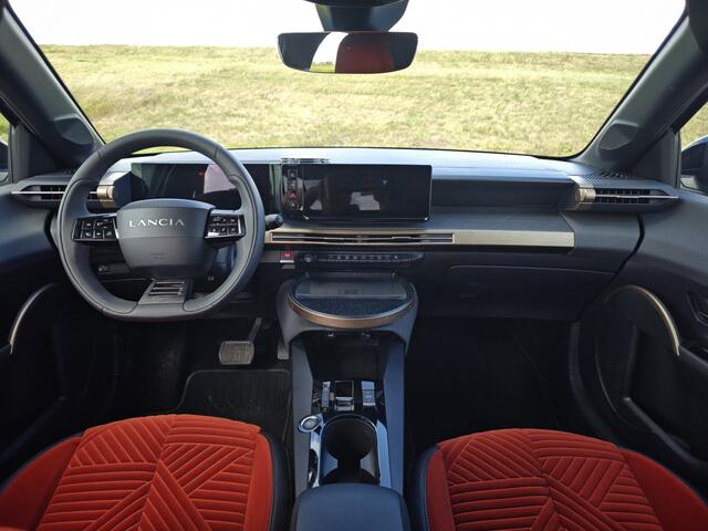 Lancia YPSILON LX 54 kWh | Luxe uitvoering