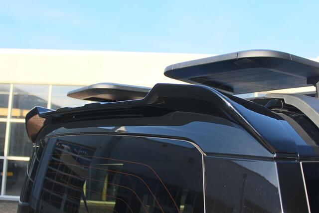 Land Rover DEFENDER D240 110 S 7 Seater Nwp: ¤ 129.487,-