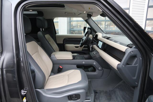 Land Rover DEFENDER 90 3.0 D300 | Grijs kenteken | Luchtvering | Panorama | Vol!!