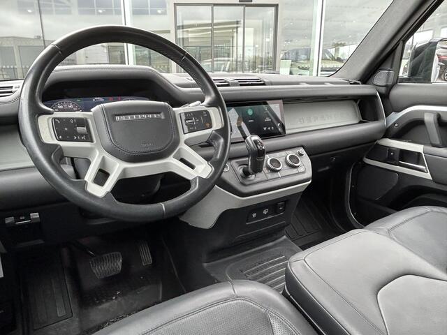 Land Rover DEFENDER 3.0 D250 110 MHEV HSE | Grijs kenteken - Prijs is excl. BTW | 22" velgen | Elektr. trekhaak tot 3.500kg |