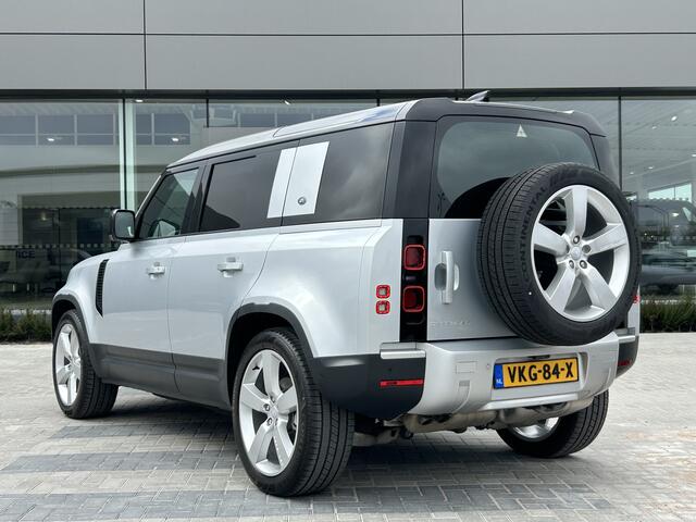 Land Rover DEFENDER 3.0 D250 110 MHEV HSE | Grijs kenteken - Prijs is excl. BTW | 22" velgen | Elektr. trekhaak tot 3.500kg |