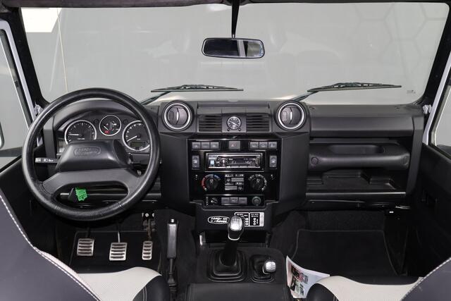 Land Rover DEFENDER 2.2 D SW 90 Adventure Limited Edition | LED KOPLAMPEN | UNIEKE BODEMBESCHERMINGSPLATEN AF FABRIEK | YULONG WHITE PREMIUM METALLIC | BTW VRIJ |
