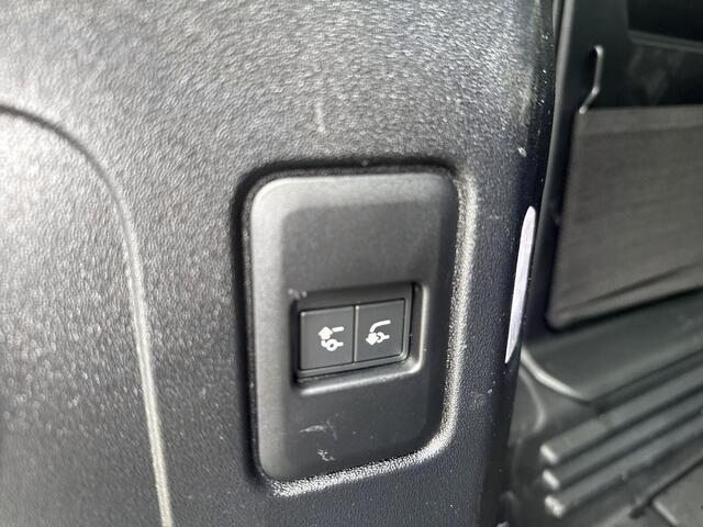 Land Rover DEFENDER Hard Top 3.0 D300 110 MHEV X-Dynamic HSE | GRIJSKENTEKEN | Trekhaak | Panoramadak | koelbox | Geheel rijklaar incl. Garantie