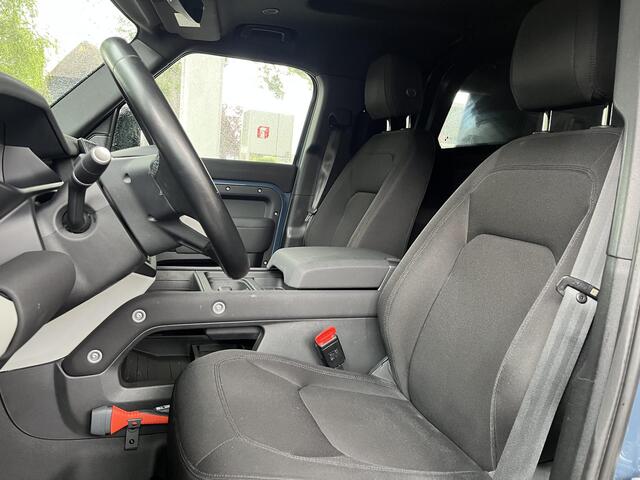 Land Rover DEFENDER Hard Top 3.0 D250 110 MHEV Grijs Kent EX BTW Trekhaak Camer