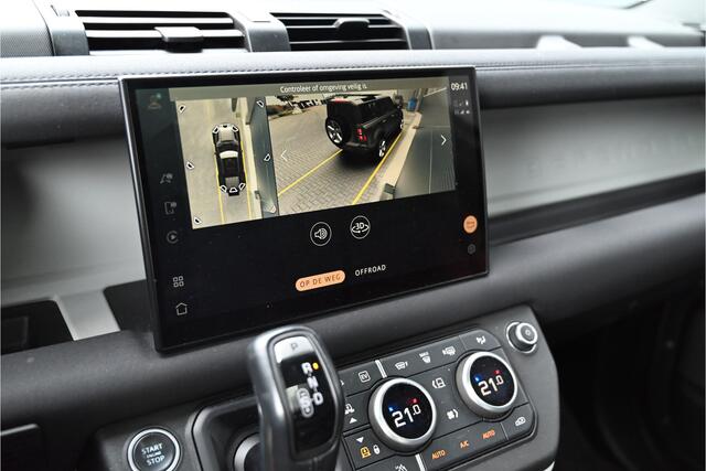 Land Rover DEFENDER 110 2.0 P400e 110 X-DYNAMIC / PANO / 360 CAMERA / LED / 22" / ORIGINEEL NL / NAP