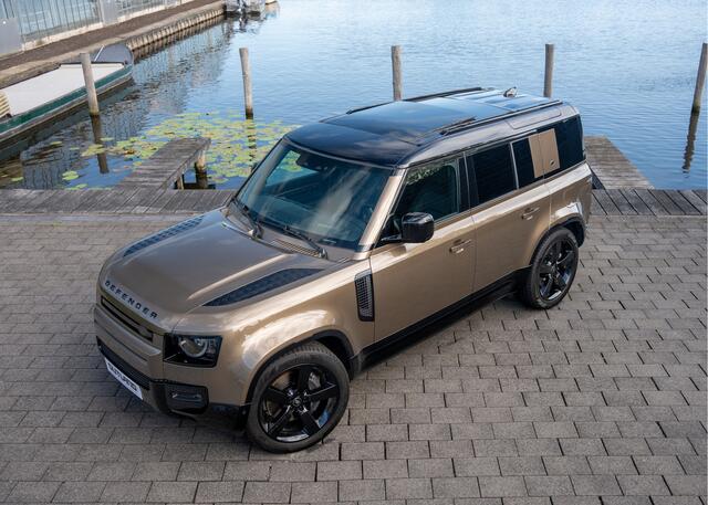 Land Rover DEFENDER P300e 110 X-Dynamic HSE | VERWACHT | Gondwana Stone | URBAN | Alle Opties | Meridian Surround | Head-Up | Standkachel | 3-Zone Airco |