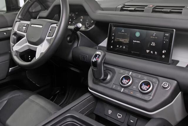Land Rover DEFENDER Hard Top 3.0 D250 110 MHEV S Grijs Kenteken LED Navi Trekhaak Surround View Leder