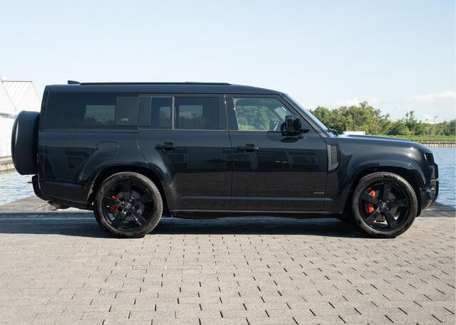 Land Rover DEFENDER P400 130 X | 8-persoons | X-versie | Full Options | Vintage Tan leder | BTW-auto | Origineel NL |