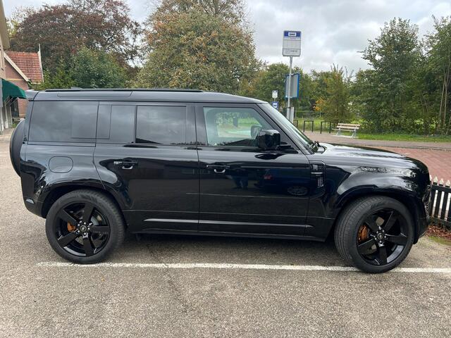 Land Rover DEFENDER 110 2.0 P300e 110 X-Dynamic HSE ** URBAN ** 22inch ** Towing ** Cold Climate Dakspoiler ** Side Vents