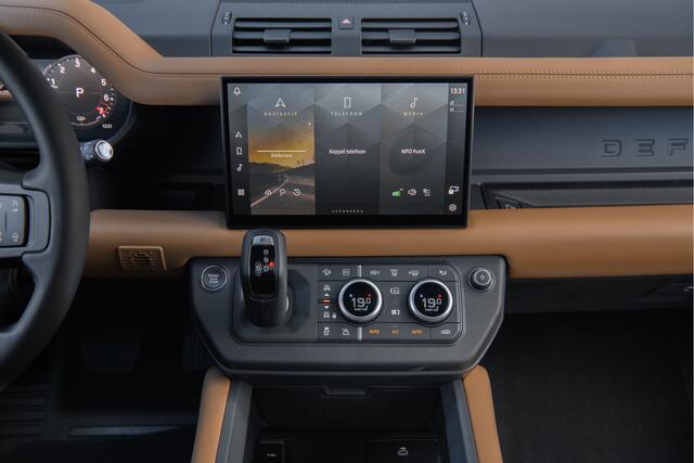 Land Rover DEFENDER 110 2.0 P300e 110 X-Dynamic HSE Urban Wide Track Stoelverwarming | Stoelverkoeling | Stuurverwarming | Pano | HUD