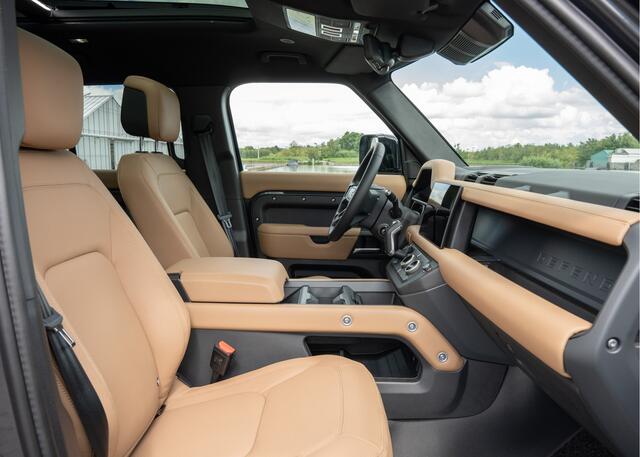 Land Rover DEFENDER 110 P300e X-Dynamic HSE | Camel interieur | Meridian | Head-Up Display | Standkachel | 22" inch |