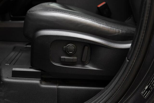 Land Rover DEFENDER 110 2.0 P400e 110 X-Dynamic HSE | Cold Climate Pack | Trekhaak |