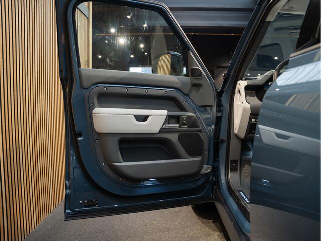 Land Rover DEFENDER P300e 110 X-Dynamic HSE 2.0 P300e Side-Steps