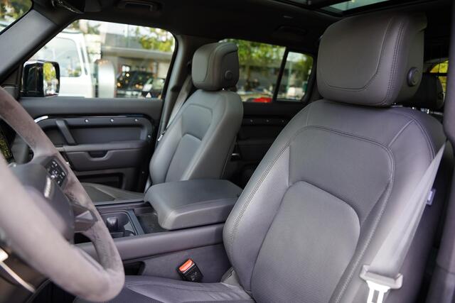 Land Rover DEFENDER 110 P 525 V 8 Black Edition