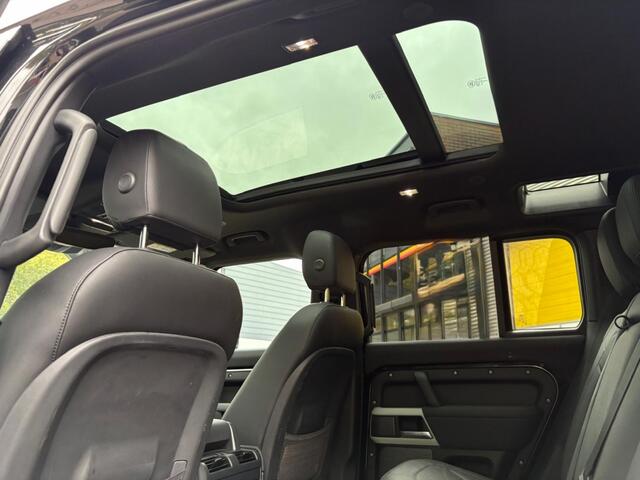 Land Rover DEFENDER P400e 404pk Pano 22" Black Pack Trekhaak Urban ACC BTW