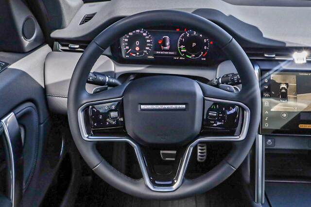 Land Rover DISCOVERY SPORT P300e 1.5 R-Dynamic SE | Facelift | Adaptive Cruise | Pano | Meridian |