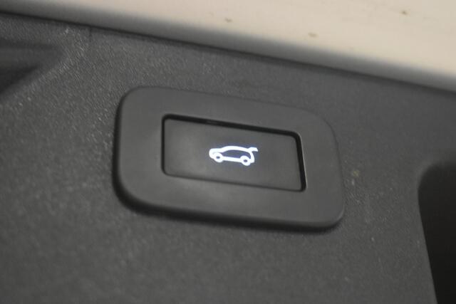 Land Rover DISCOVERY SPORT P300e PHEV Dynamic SE Trekh Camera Vol Leder Meridian El-Aklep