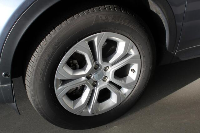 Land Rover DISCOVERY SPORT P300e 1.5 R-Dynamic SE | 18'LMV | CAMERA | AFN-TRHAAK | PANO | KEYLESS | DAB-RADIO | NAVIGATIE |