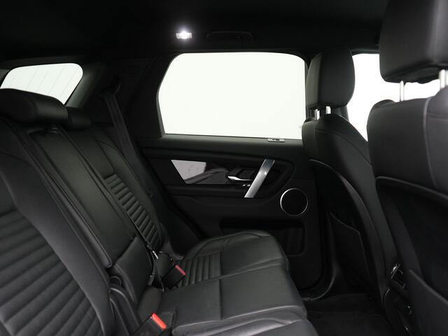 Land Rover DISCOVERY SPORT P300e S Plug In Hybrid 300pk Dealer O.H. PHEV | Camera | Apple Carplay | Lederen Sportstoelen Verwarmd | Virtual | Navigatie |