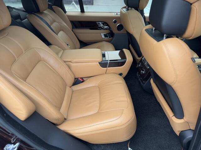 Land Rover RANGE ROVER 4.4 SDV8 Autobiography | Panorama | Massage & Ventilatie v+a | Trekhaak | Uitklapbare treeplanken