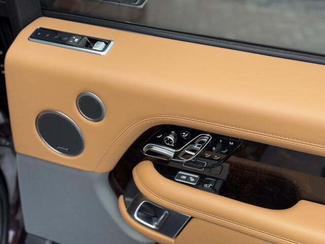 Land Rover RANGE ROVER 4.4 SDV8 Autobiography | Panorama | Massage & Ventilatie v+a | Trekhaak | Uitklapbare treeplanken