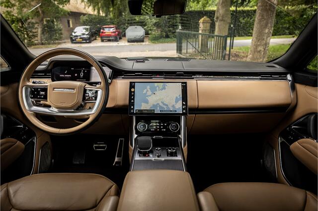 Land Rover RANGE ROVER 4.4 P530 Autobiography Koelbox 23" Trekhaak Massage