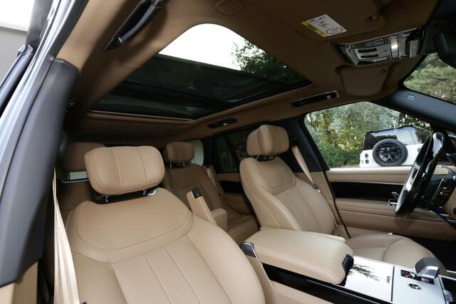 Land Rover RANGE ROVER P550e Autobiography
